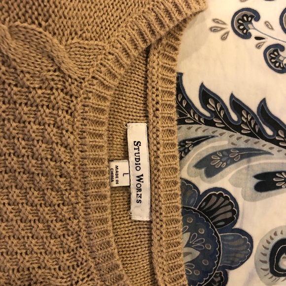 Sweater - Picture 2 of 2